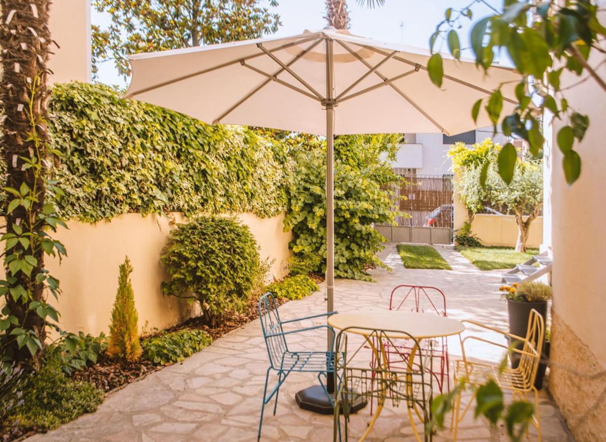El Jardi De L'Avet Bed & Breakfast Лерида Екстериор снимка