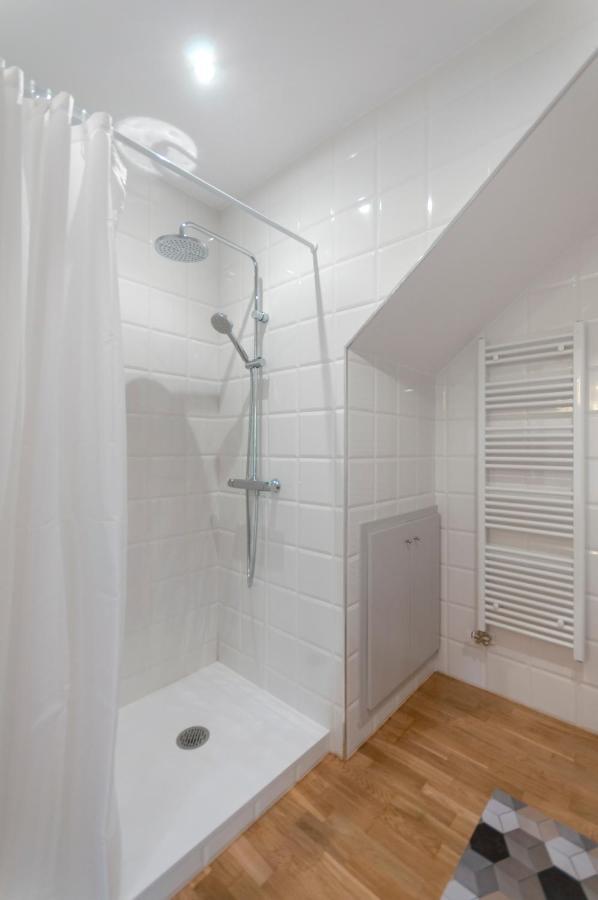 El Jardi De L'Avet Bed & Breakfast Лерида Екстериор снимка